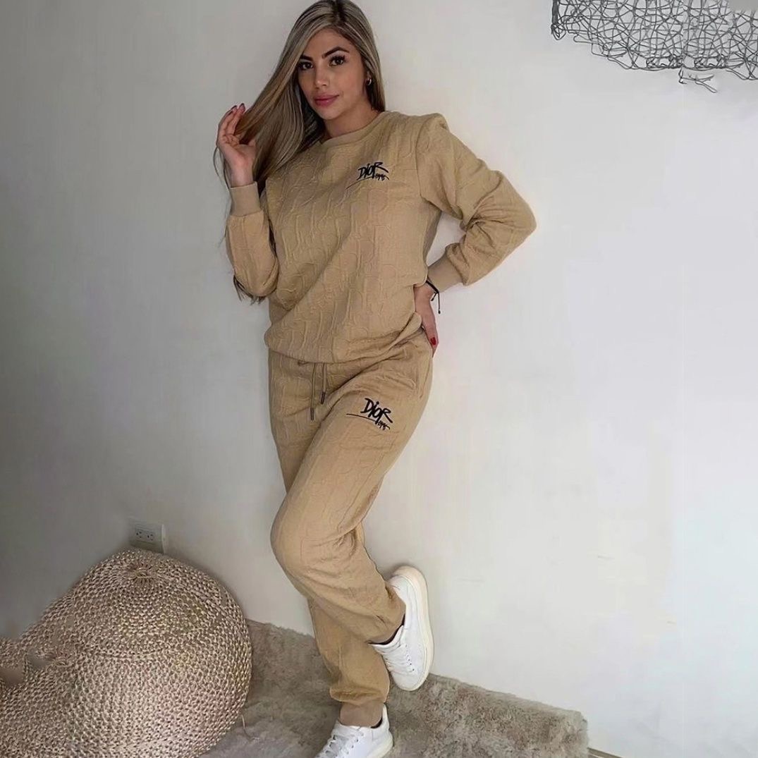 conjunto dior premium: sofisticación de lujo y distinción urbana 🖤✨🧸 conjunto dior premium: sofisticación de lujo y distinción urbana 🖤✨🧸