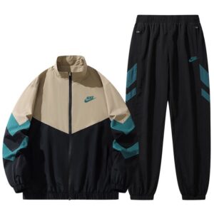 Conjunto Deportivo Nike Urban "Black & Sage Green": Comodidad y Estilo Total 🧸✨